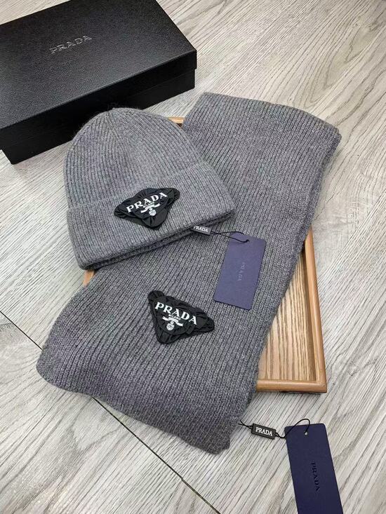 PRADA. Accessories - 💕 Prada Women's Winter Hat & Scarf Set